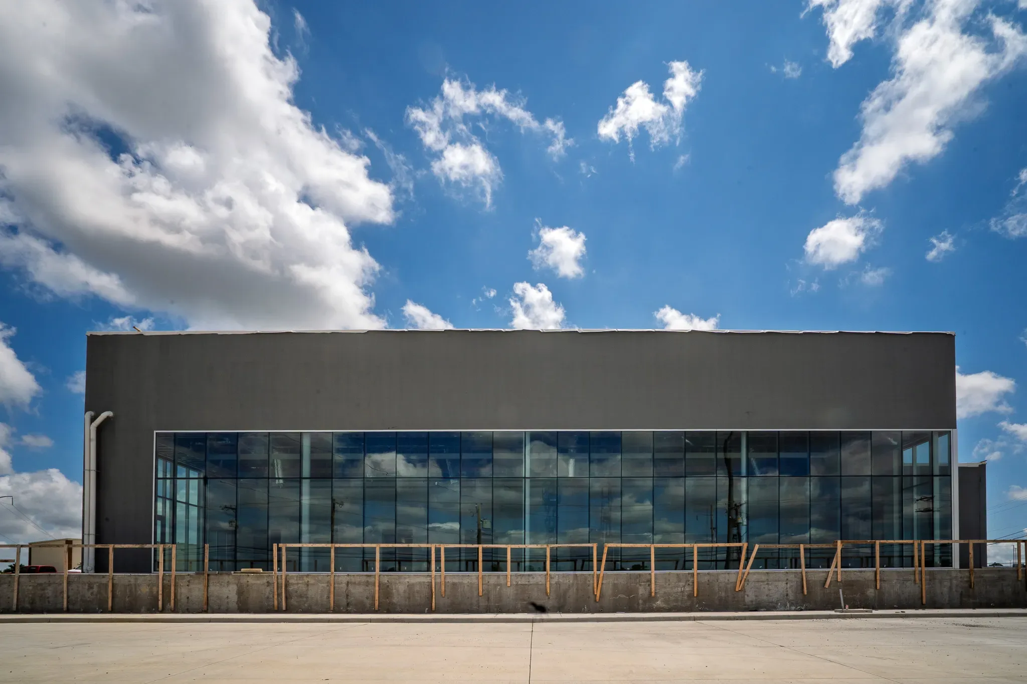 Construction at Clay Cooley Cadillac in Mesquite, Texas, built by The Charles Morgan Group